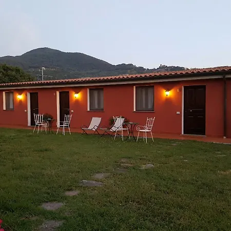 Tenuta Col Di Sasso 컨트리하우스 스카를리노